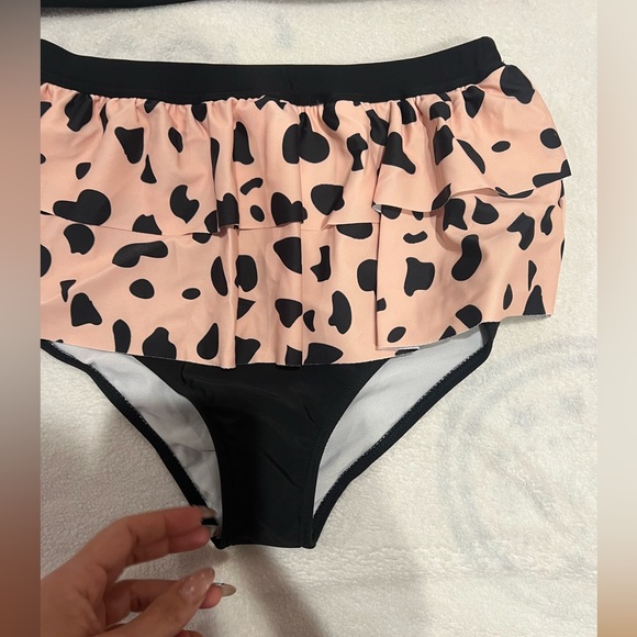 Animal print ruffle bikini - Picture 4 of 9